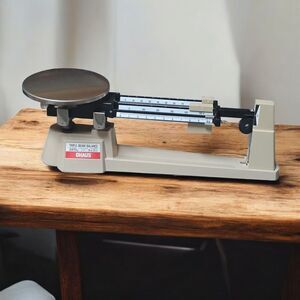 Ohaus Triple Beam Balance Scale 2610g Capacity w/ Box & Cover – Model 760-00